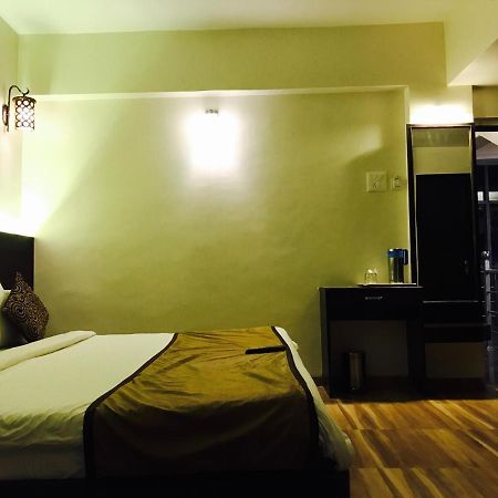Hotel Sai Kripa Imperial Daman Eksteriør billede