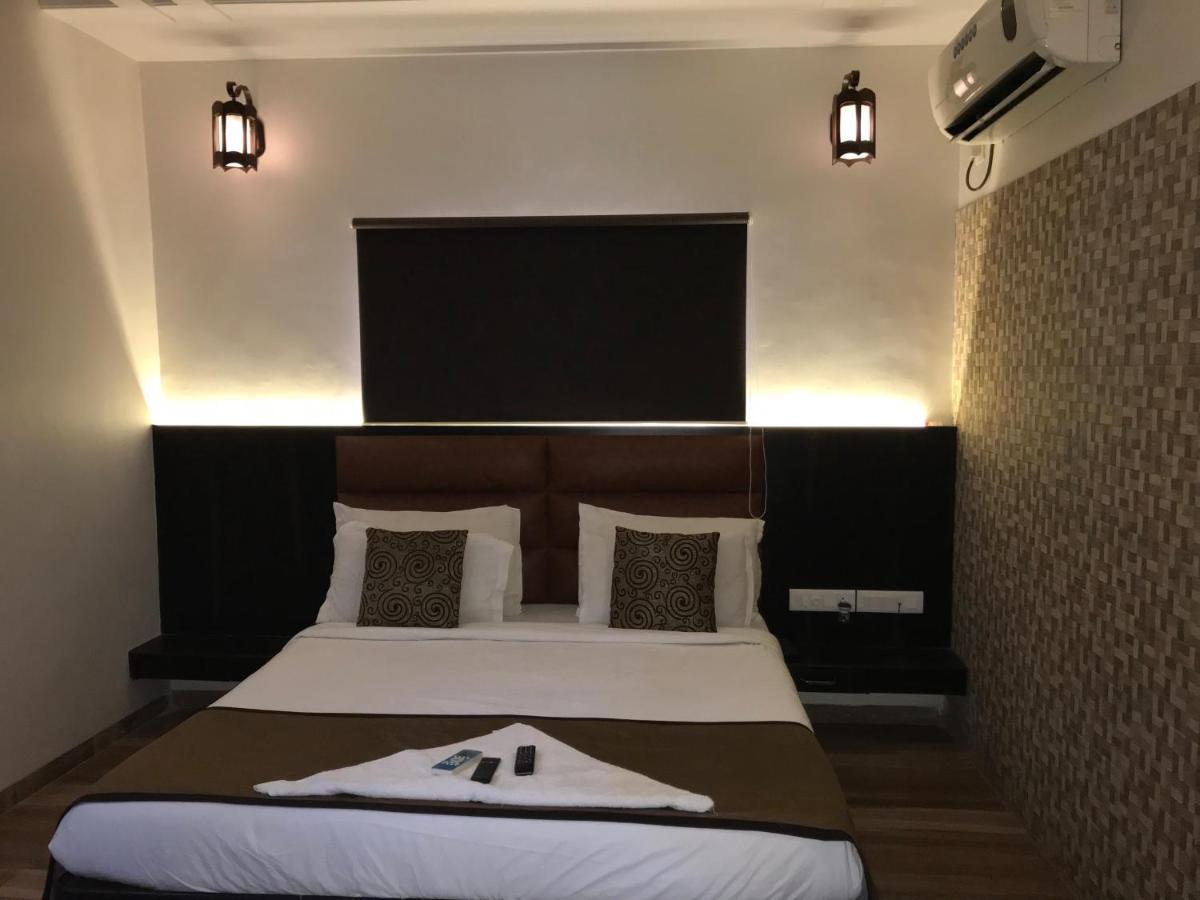 Hotel Sai Kripa Imperial Daman Eksteriør billede